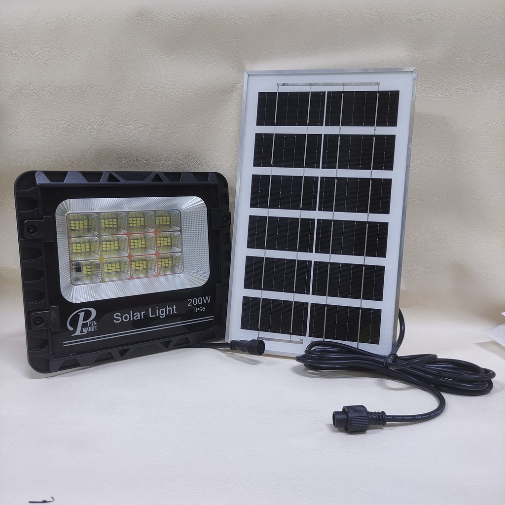 REFLECTOR 200W CON PANEL SOLAR  |090631-10| 