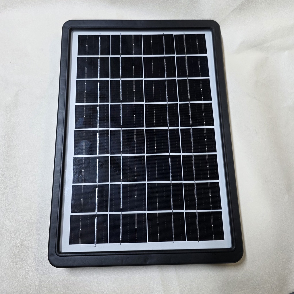 PANEL SOLAR CON CARGADOR DE CELULAR CN-TY2307
