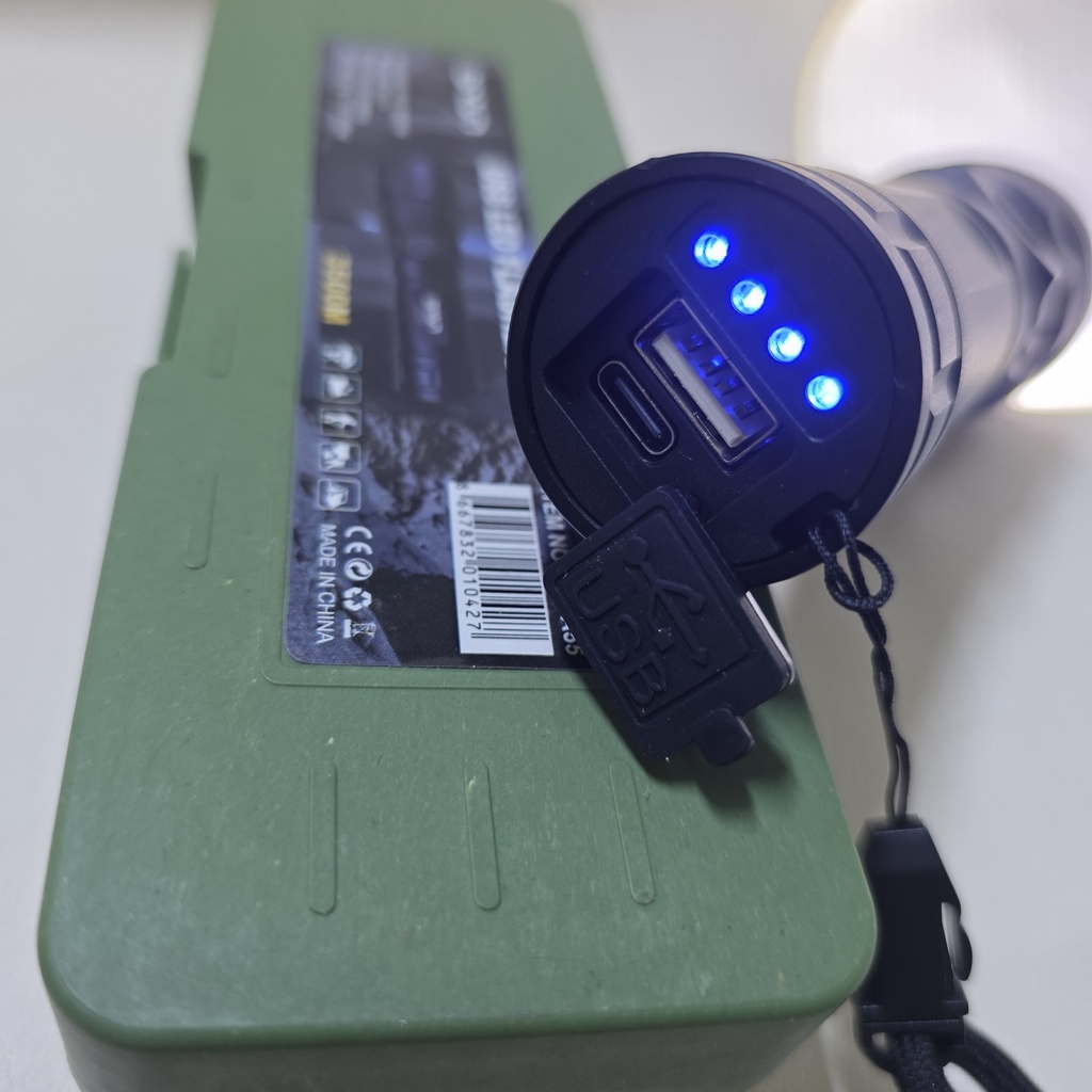 LINTERNA TACTICA LED RECARGABLE |QXY-A55|