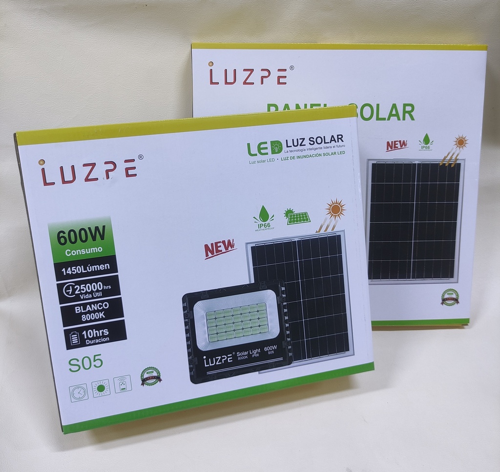 REFLECTOR 600W CON PANEL SOLAR  |066004| 