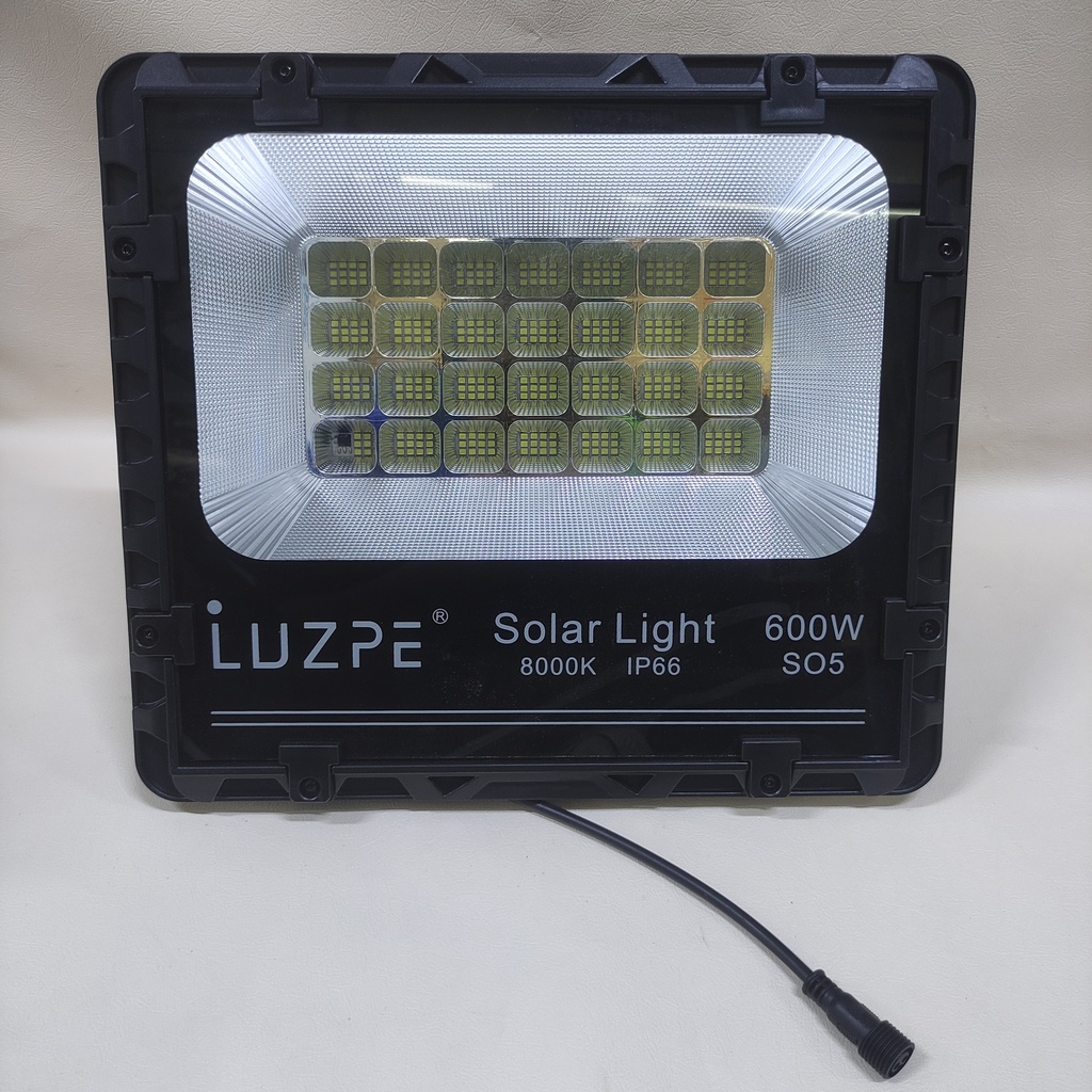 REFLECTOR 600W CON PANEL SOLAR  |066004| 