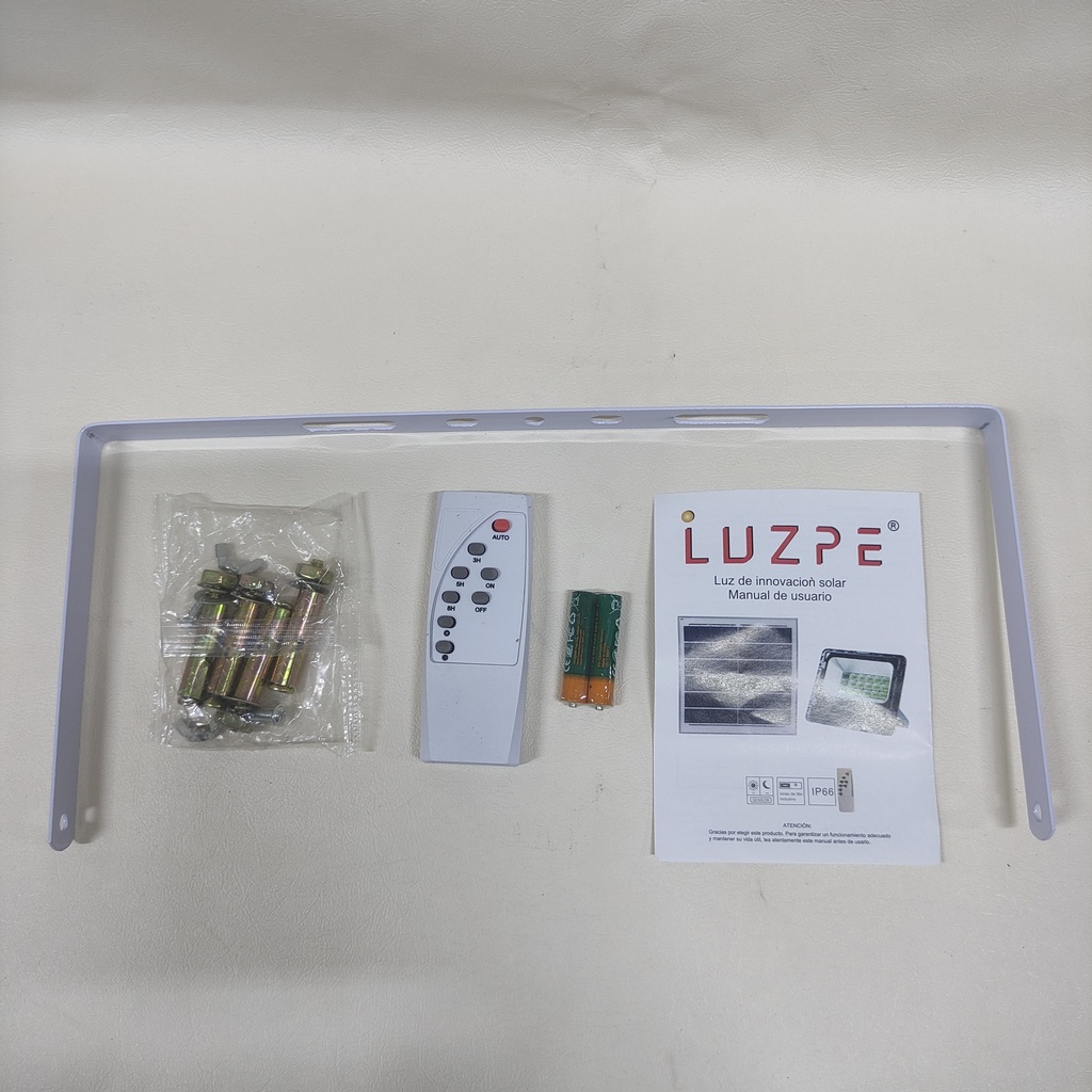 REFLECTOR 600W CON PANEL SOLAR  |066004| 