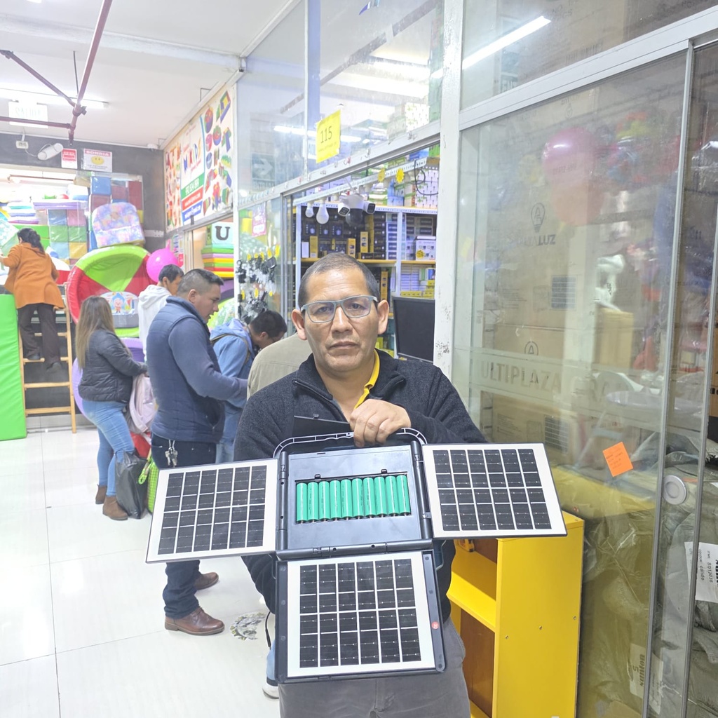 REFLECTOR PORTATIL 3 PANELES SOLARES BATERIA EXTRAIBLE |XY11847|