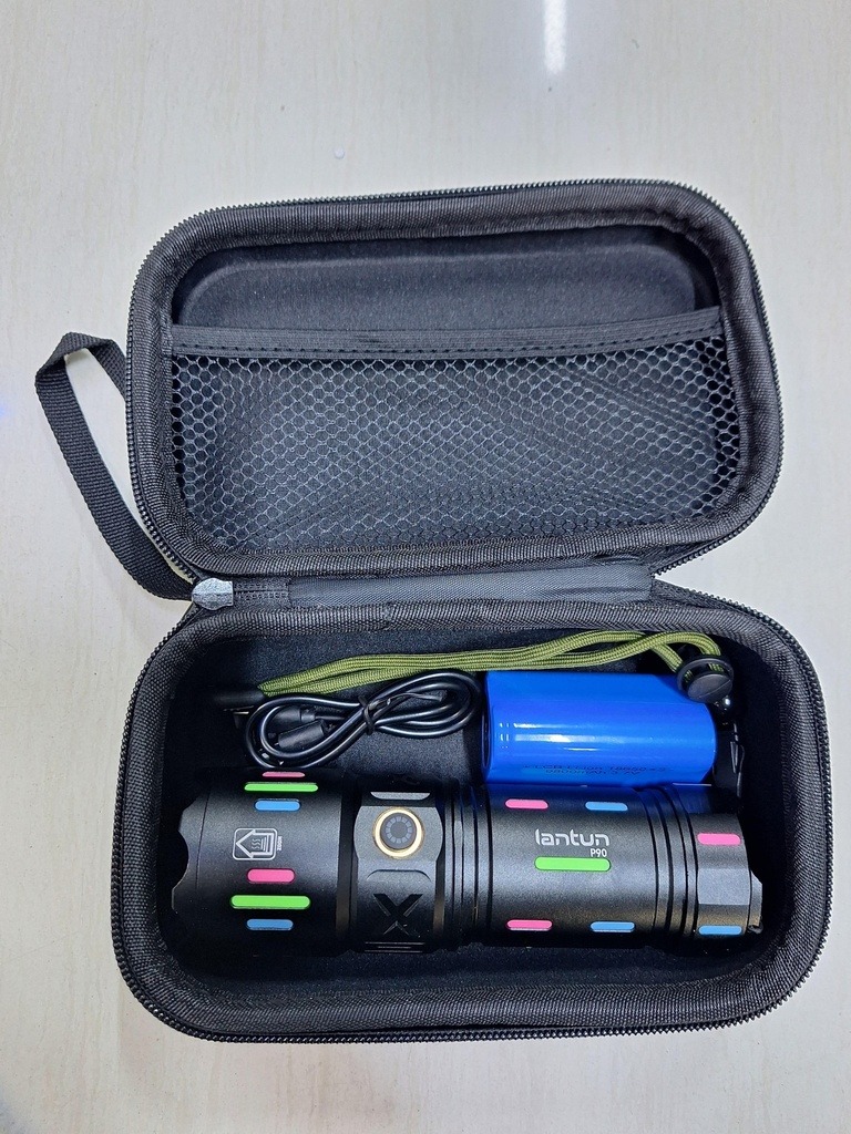 LINTERNA TACTICA GRANDE |P90|