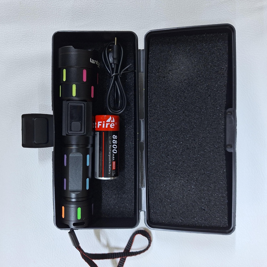 LINTERNA TACTICA MEDIANA DE LARGO ALCANCE |EPC-98|