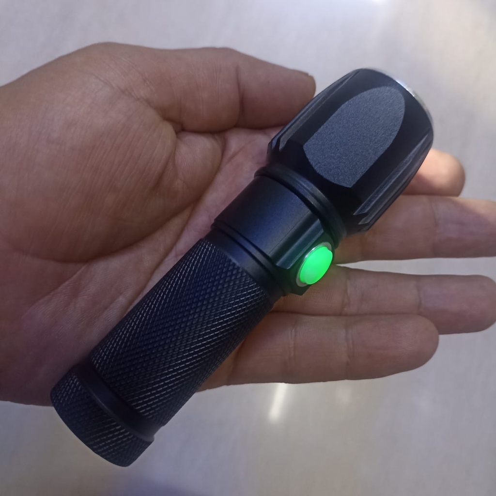 LINTERNA PEQUEÑA GIGANTE  |XY0135|