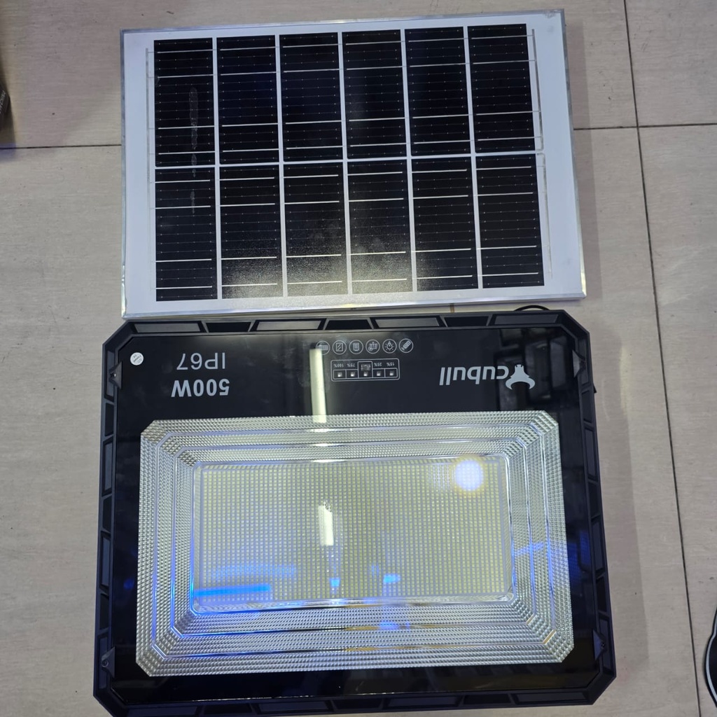 REFLECTOR 500W CON PANEL SOLAR CUBULL |PZ-500|